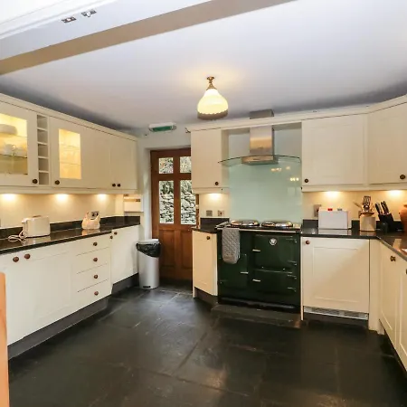 بيت للعطل Scandale Bridge *